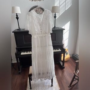 Beautiful white maxi dress 2XL